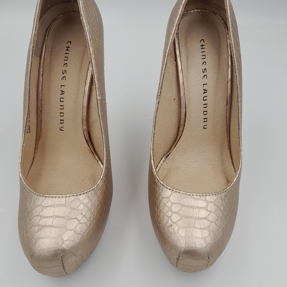 Chinese Laundry Platform steletos gold sz 7  5" Heels pre owned.